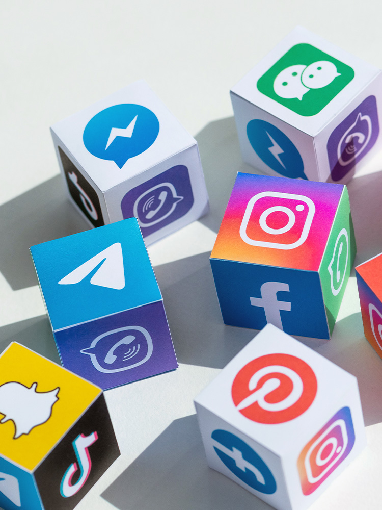 Dices with social media logos